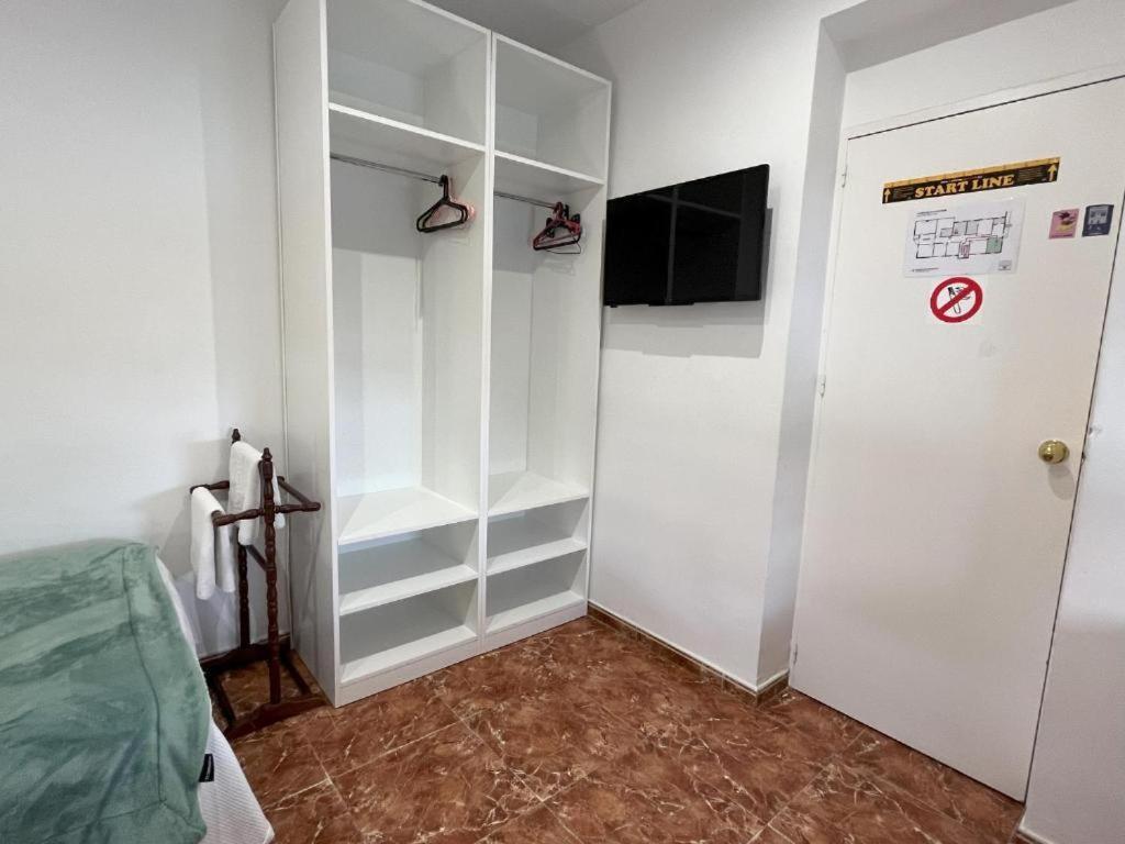 Pension Galicia Badajoz Extérieur photo